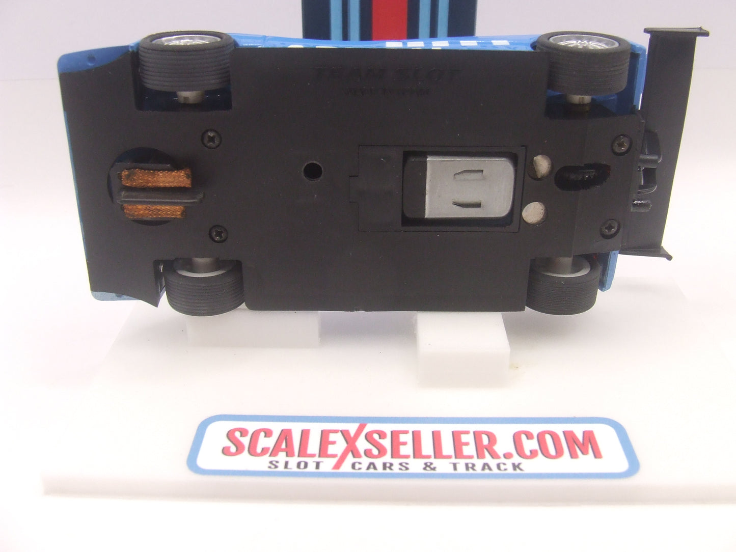 Team Slot Lola B98/10 Advan #1 Blue 1/32 slot car