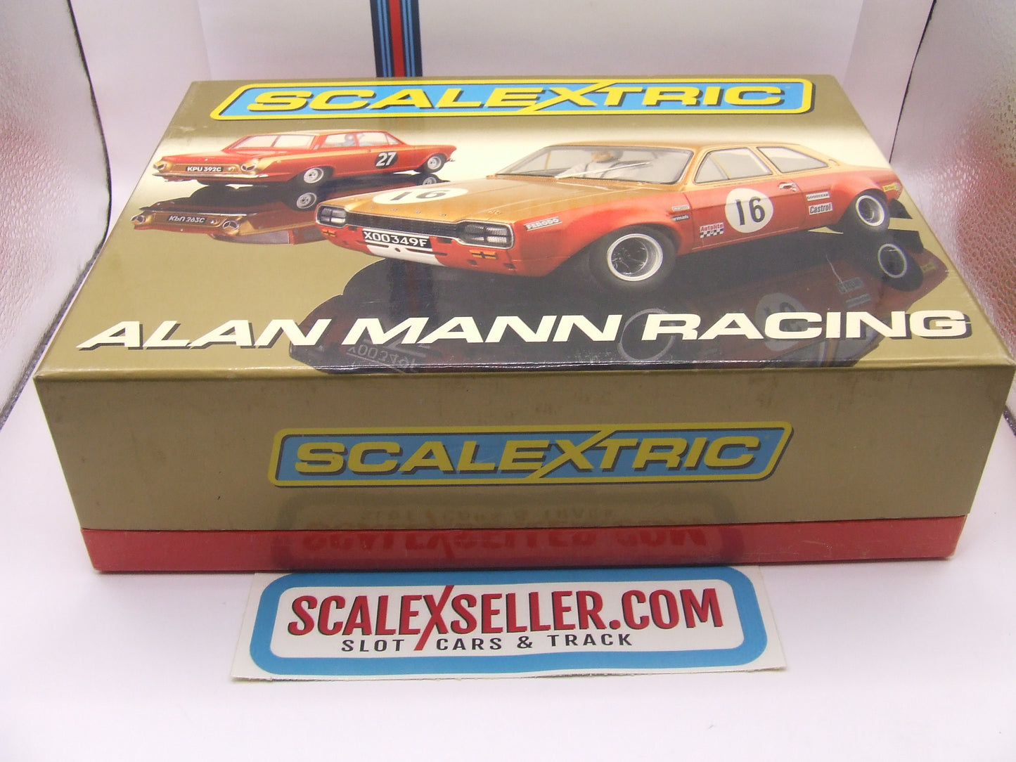 Scalextric Alan Mann Racing C2981A Box set