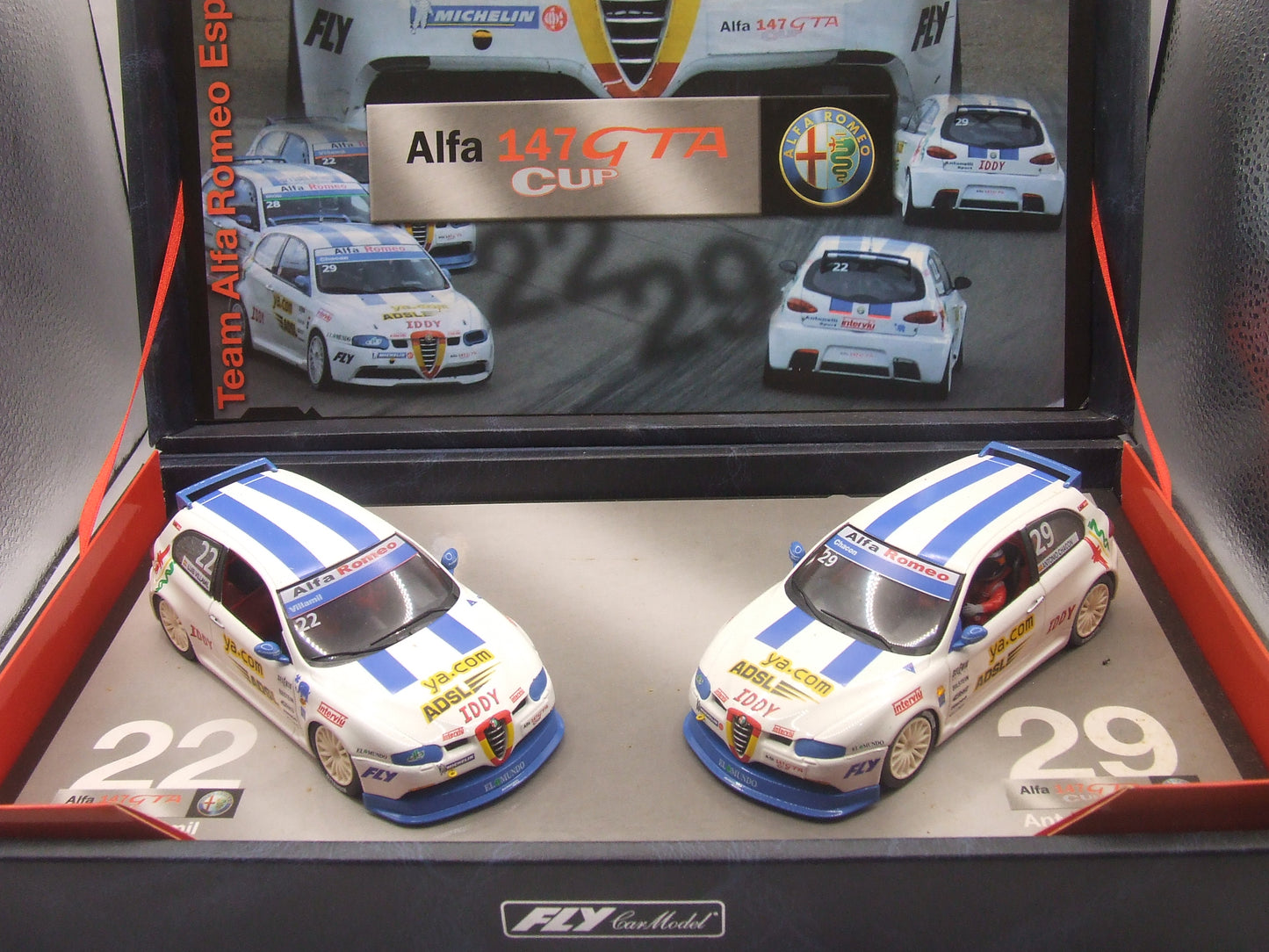 Team Alfa Romeo Espana 1/32 Slot Cars Team Set Alfa 147 GTA Cup