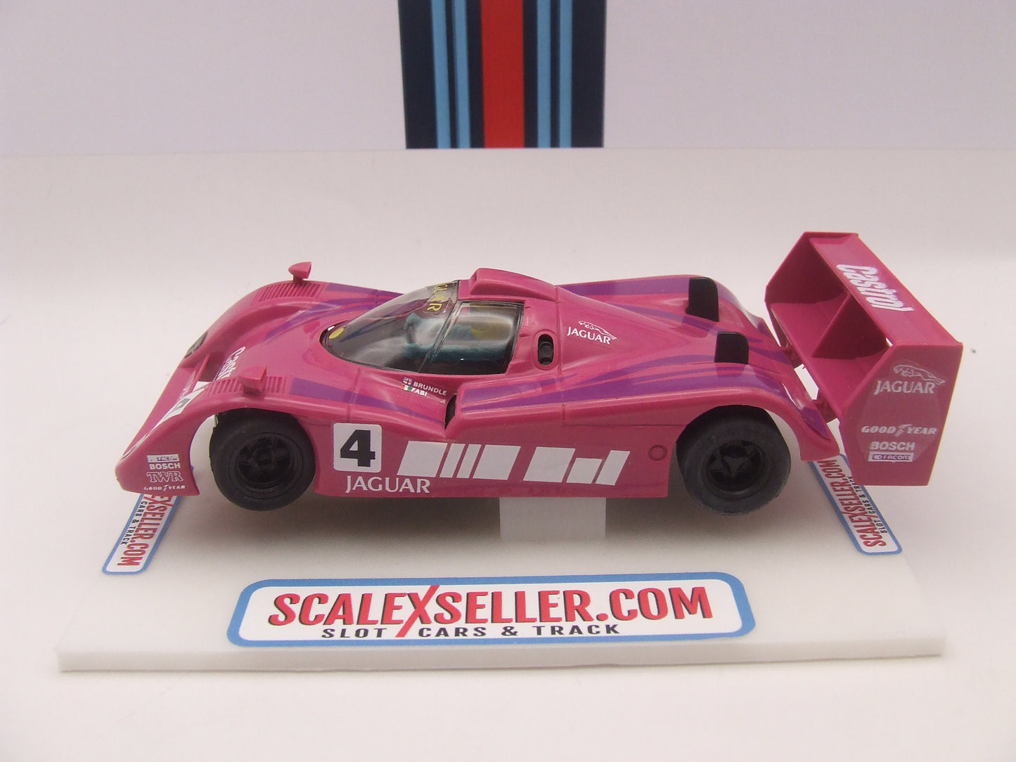 Scalextric SCX SRS-2 Jaguar XJR-14 #4 Castrol 93140.20