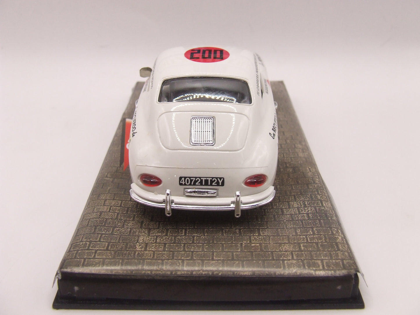 50198 Ninco Porsche 356 A Coupe "Evita" Eva Peron - Carrera Panamericana, #200 1:32 Slot Car