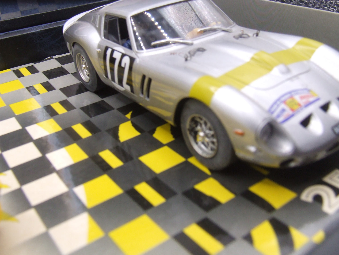 Fly Ferrari Yellow 365 GTB & Silver 250 GTO Team Ecurie Francorchamps Box Set 96096