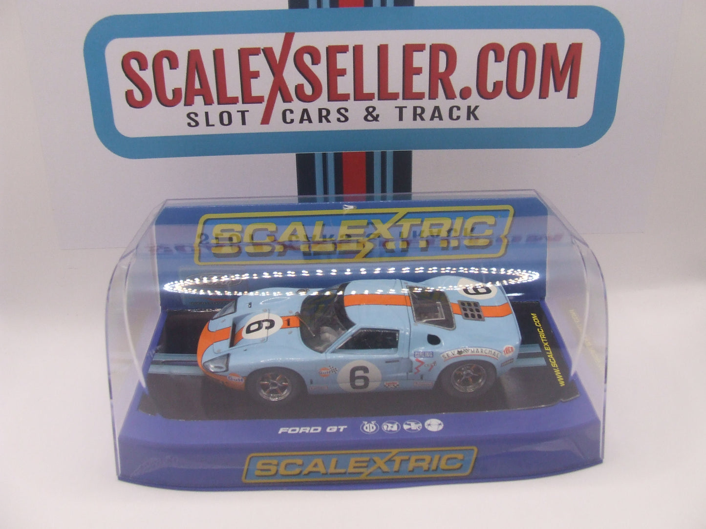 Gulf Ford GT 40 Le Mans 1969 #6 Scalextric C2404