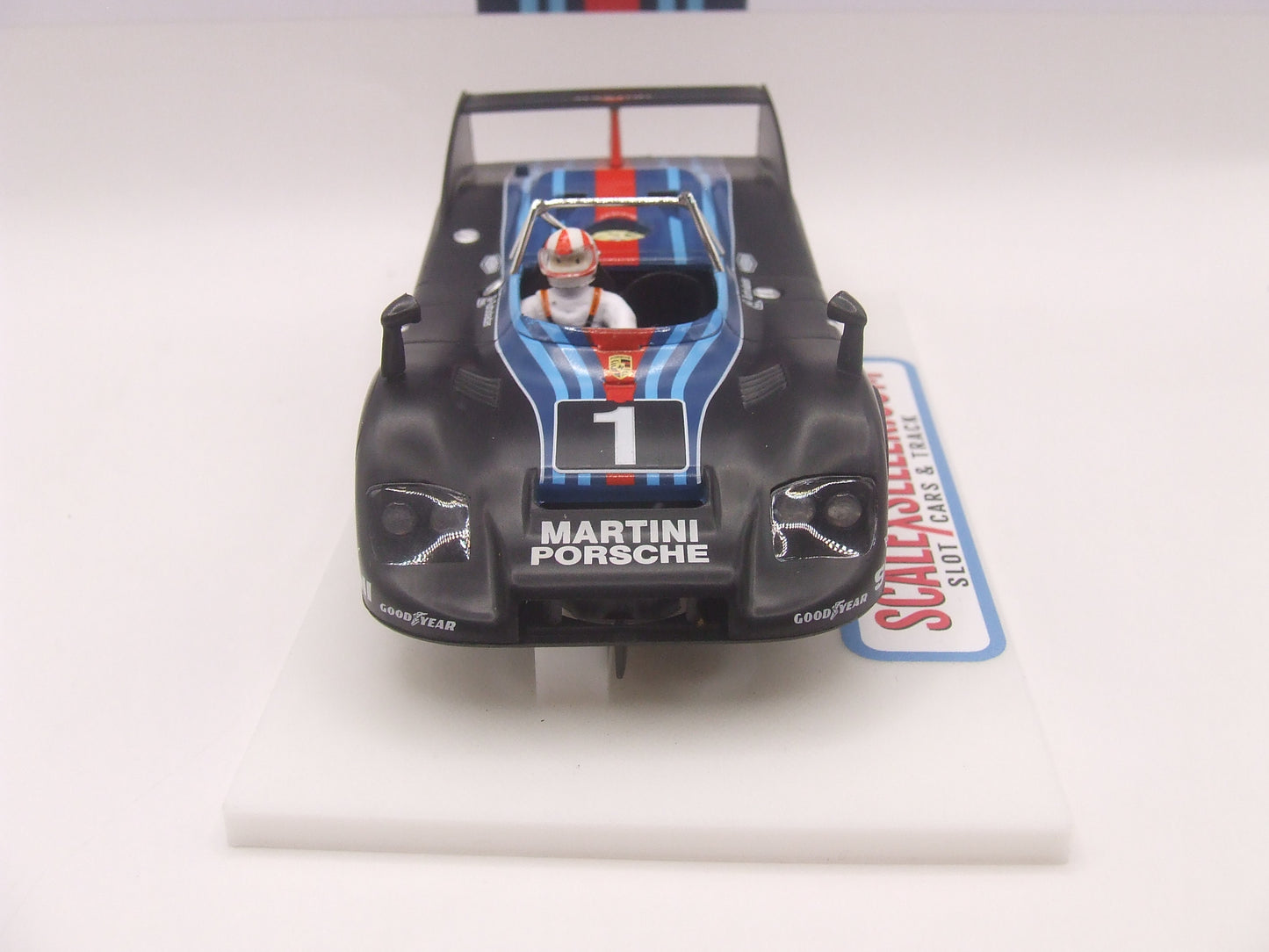 Spirit 0601402 Porsche 936 #1 Nurburgring 1976 Martini Black Widow 1/32 slot car