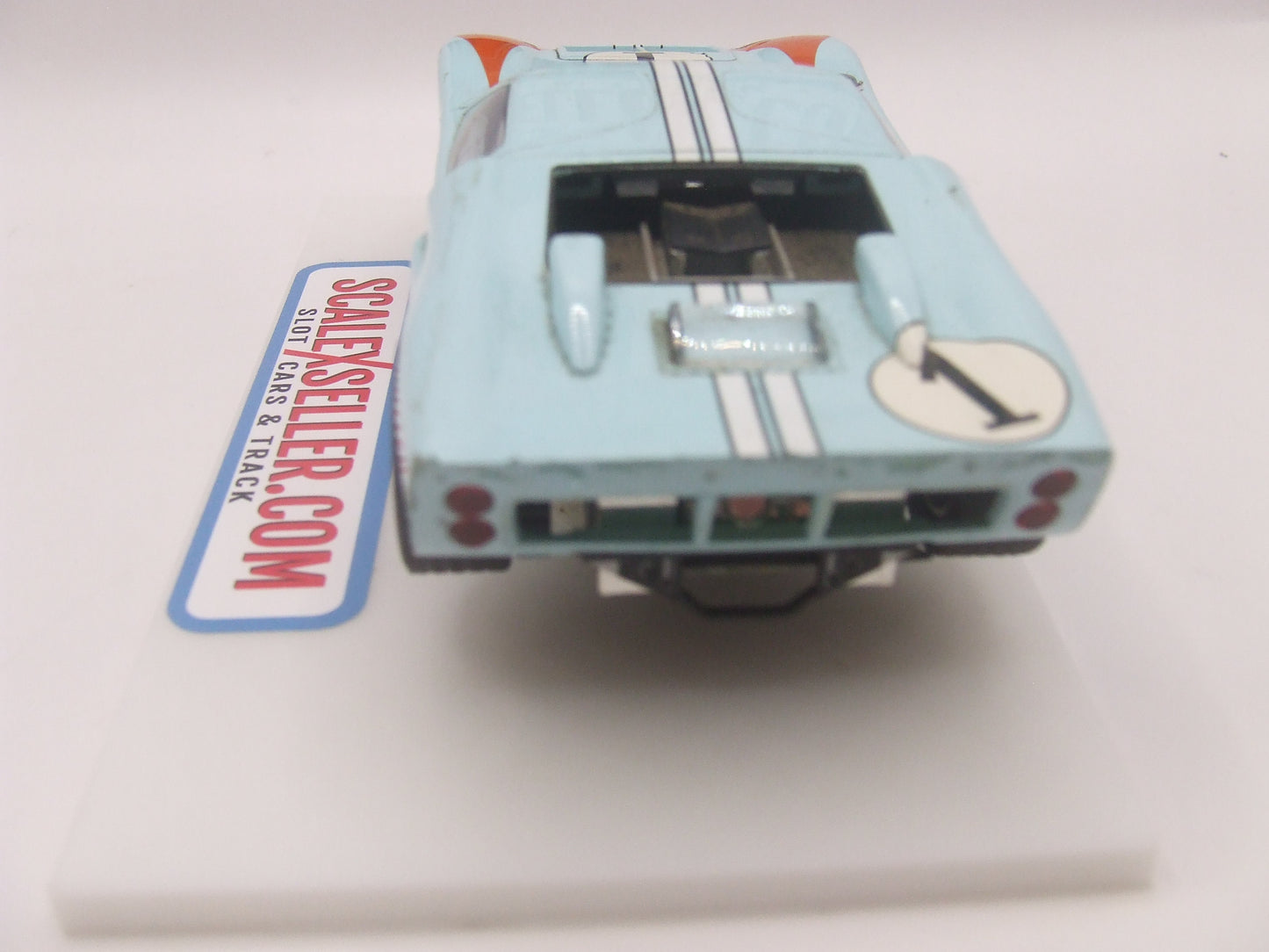 Scalextric Ford GT MKII Le Mans 1966 Gulf, #1 C2464 1:32 Slot Car