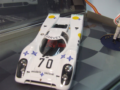 W02 GB Track by Fly Campeones Porsche 917K w/Alex Soler Roig Diecast Figure, #70 1:32 Slot Car