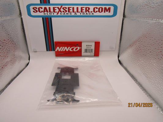 Ninco 80844 replacement chassis for Class C Corvette Sebring '56