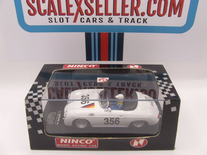 SLOT CAR NINCO 50125 PORSCHE 356-SPEEDSTER #356 White 1/32 scale