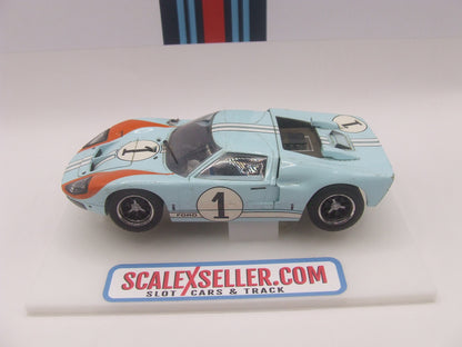 Scalextric Ford GT MKII Le Mans 1966 Gulf, #1 C2464 1:32 Slot Car