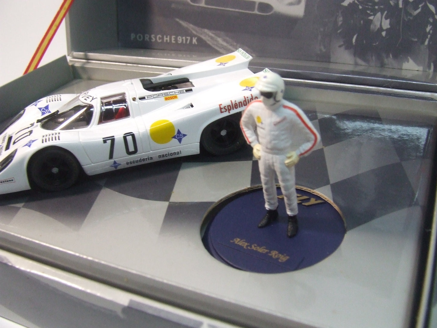 W02 GB Track by Fly Campeones Porsche 917K w/Alex Soler Roig Diecast Figure, #70 1:32 Slot Car